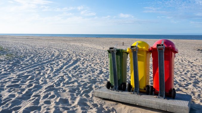 O mês internacional da limpeza de praias foi comemorado em setembro. Eduardo Vilela nos conta o que significa essa comemoração.