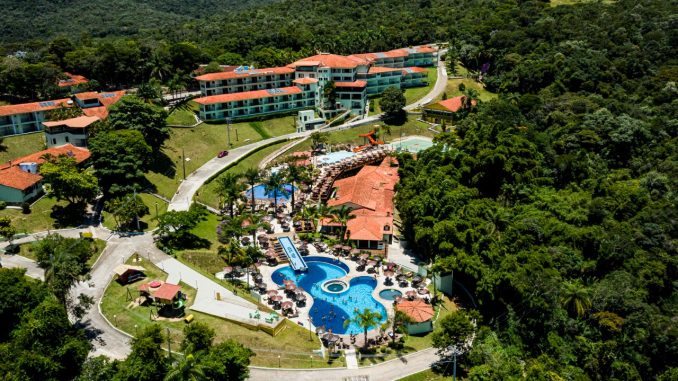 A primeira unidade do Grupo, o Tauá Resort Caeté, inaugurada há 35 anos e cercado por imensa área verde.