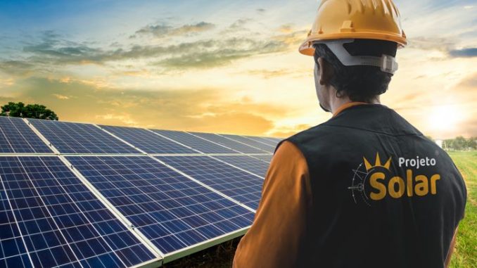 Projeto Solar, empresa que estrutura projetos de energia fotovoltaica para empresas e residências