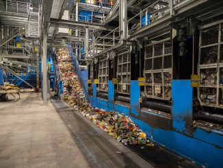 A ROAF é uma planta de triagem de resíduos sólidos urbanos automatizada com os sensores da TOMRA, ocupando segundo lugar na Noruega.