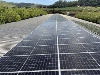 A Solar Serra trabalha exclusivamente com produtos WEG, uma multinacional brasileira com sede na cidade de Jaraguá do Sul – SC que está no mercado há 60 anos. Além de ser uma das maiores produtoras de motores elétricos do mundo a WEG também atua em outros setores, sendo um deles a Energia Solar.