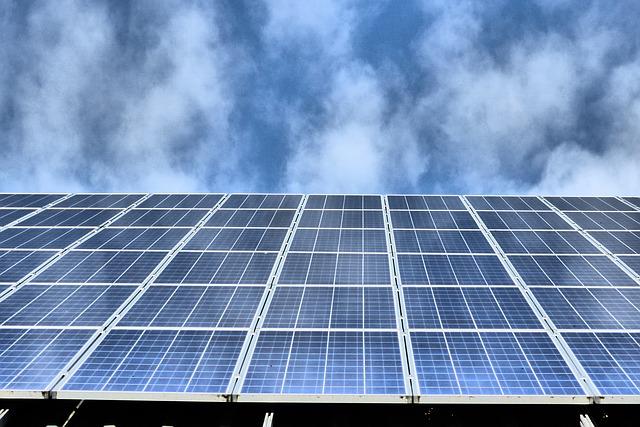 Atenção: Governo Federal acaba de zerar os impostos federais sobre importação (até 2026) de painéis solares fotovoltaicos e semicondutores