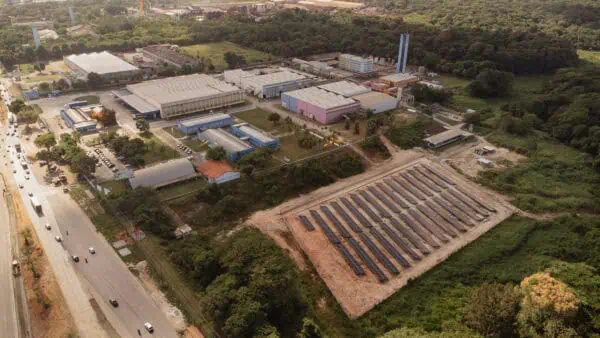 Foto: Divulgação | AkzoNobel inaugura usina solar em Recife