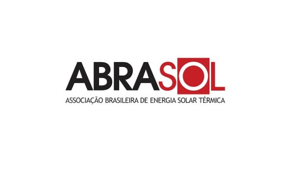 A ABRASOL é uma associação e representa as empresas do setor de energia solar térmica do Brasil.