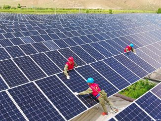 Ao analisar a capacidade instalada acumulada da tecnologia solar entre 2021 e 2022, o Brasil subiu cinco posições no ranking mundial da fonte fotovoltaica no período, saindo da 13ª colocação em 2021 para a oitava em 2022.