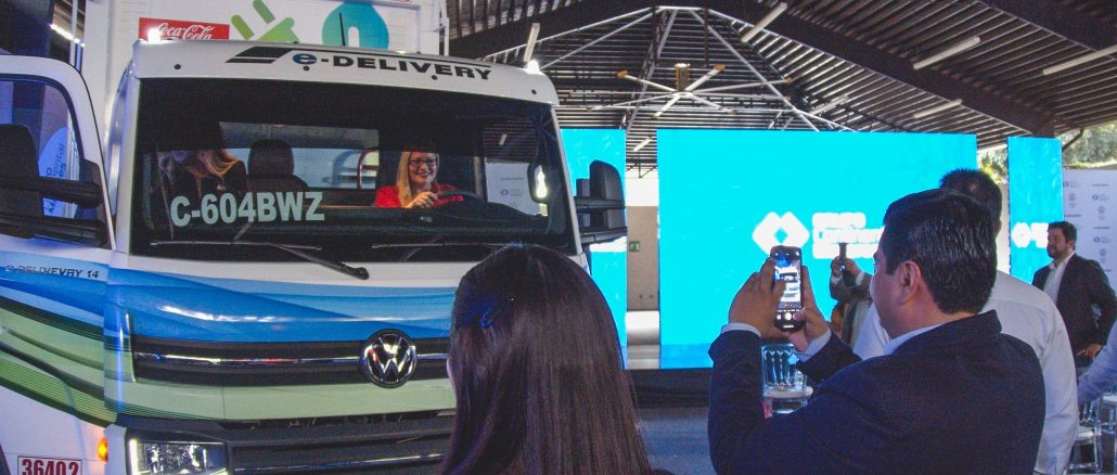 Volkswagen Caminhões e Ônibus é uma empresa brasileira fabricante de veículos comerciais com sede em Resende, Rio de Janeiro, e uma subsidiária da Traton.