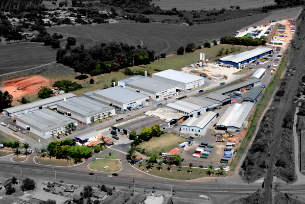 A Grimaldi conta com duas plantas industriais construídas com os mais elevados padrões de tecnologia e situadas na cidade de Santo Antônio de Posse, SP