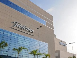Telefônica Brasil, fazendo negócios como Vivo, é uma subsidiária do Grupo Telefónica.