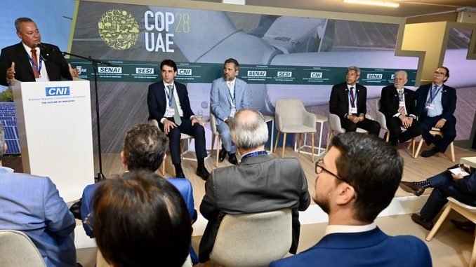Foto: Iano Andrade - Presidente da CNI, Ricardo Alban, durante a abertura do estande da CNI na COP 28.
