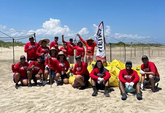 No Dia da Limpeza de Praias, em conjunto com a Fundação de Defesa da Natureza (FUDENA), a Heinz Venezuela enfrentou o desafio de cuidar do meio ambiente e deixar uma marca positiva no mundo.