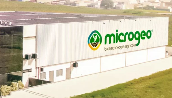 Microgeo - Mais de duas décadas cultivando a missão de promover o equilíbrio na agricultura por meio da diversidade biológica.