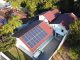 Foto: Usina solar instalada no telhado de comércio em Blumenau. Projeto e instalação da Solar Vale.