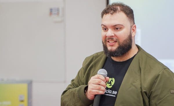 Foto: Co-Fundador & CEO / CTO Recicla.se - Aberta para investimentos externos, pretende captar R$ 700 mil com a ajuda da Leonara Ventures em troca de uma participação de 10% na startup.