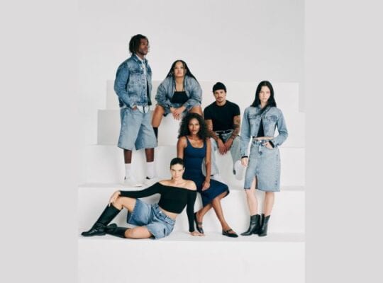 Foto: a coleção reúne as principais tendências do denim, com modelagens atuais que combinam entre si e com peças de alfaiataria e streetwear.