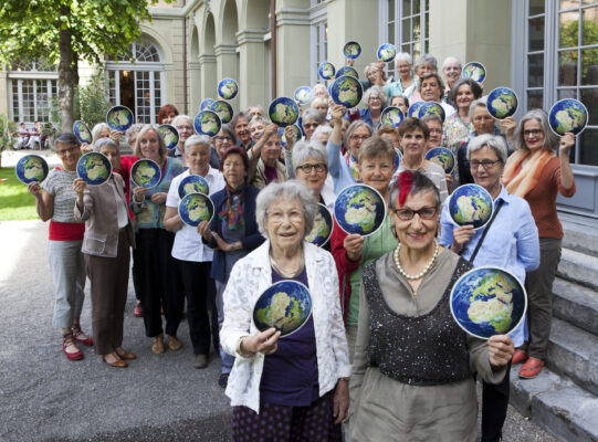 An der ausserordentlichen Generalversammlung der Klimaseniorinnen Schweiz am Dienstag (23.05.17) im Generationenhaus in Bern. ©Greenpeace/Ex-Press/Miriam Künzli
