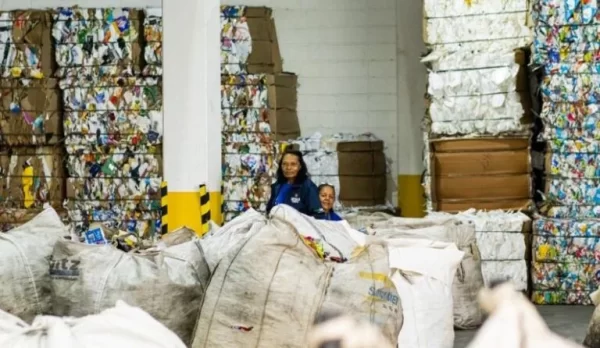 Foto: Ulisses Sulivan - Terra Preta Produções - Cooperadas da Coopercaps Sul, em São Paulo.