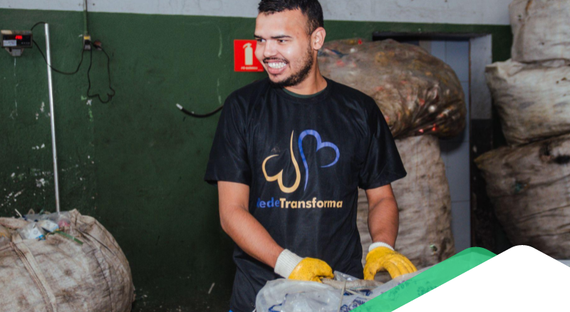 Foto: Divulgação | Com apoio da eureciclo, RedeTransforma processa 1.593 toneladas e repassa mais de R$ 500 mil a ao Programa da que atua com catadores individuais em logística reversa