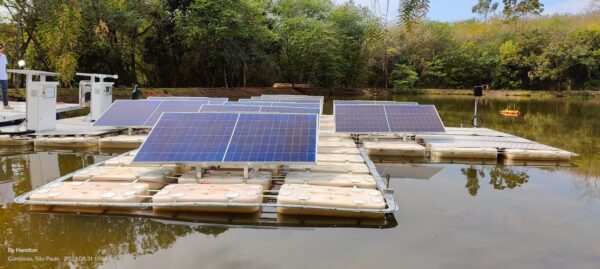 Foto: Divulgação | Usina fotovoltaica flutuante