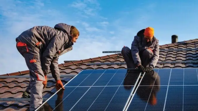 Foto: Divulgação | Brasil atinge 4 milhões de unidades consumidoras atendidas pela geração própria de energia solar, diz ABSOLAR