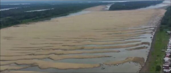 Foto: Divulgação | Seca na Bacia do Amazonas afeta cadeias mundiais de abastecimento e fluxo de transporte global