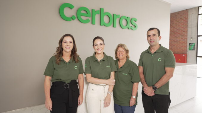 Na foto Ticiana Mota, Mariana Mota, Ana Lucia Mota e Felipe Mota. Divulgação / Cebras