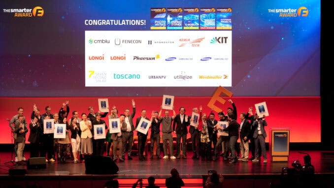 The smarter E Award 2025 Solar Promotion Foto: ©Solar Promotion GmbH - Os vencedores do The smarter E AWARD 2025 foram anunciados em uma cerimônia na noite anterior ao início da exposição.
