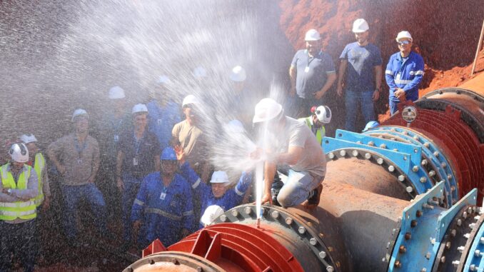 Técnicos industriais exercem a profissão em projetos e serviços do saneamento básico. Foto: Divulgação | Saneago Técnicos industriais exercem a profissão em projetos e serviços do saneamento básico. Foto: Divulgação | Saneago
